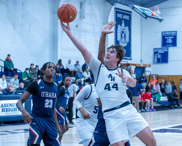 131113428_web1_241130AHCOH--37-of-52-
Abington Heights Robby Lucas (44) goes in for a layup during their Nov. 30 game against Cardinal OHara.
Buck Norton-Jennings | For Abington Journal