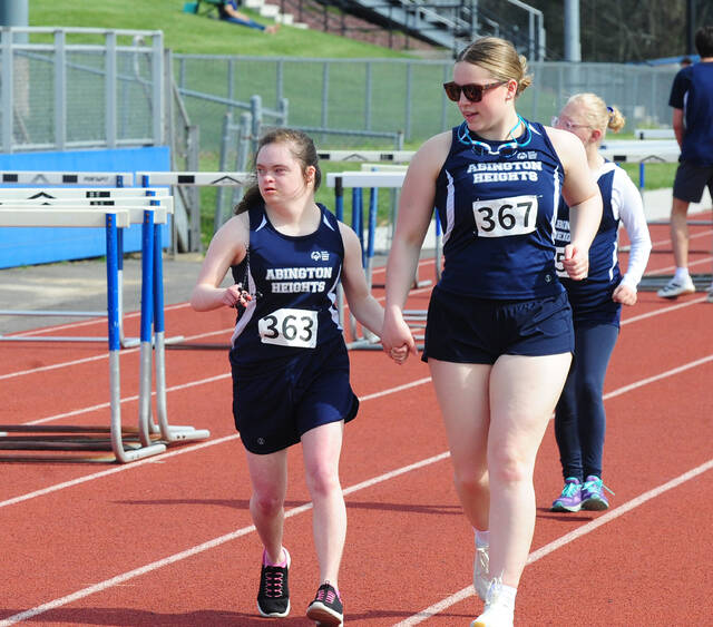 <p>Audra Wimmer, left, and Olivia Rembecki.</p>
<p>Mark Moran | For Abington Journal</p>