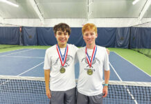 Sem’s Zecar, Sudhakar claim District 2 Class 2A doubles title
The Abington Heights duo of Liam Farrell (left) and William Arp won the Class 3A district doubles championship by defeating their Comets teammates Brady Comstock and Bryce Comstock in the finals on Thursday.
Kevin Carroll | Times Leader