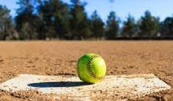 132392654_web1_Softball-2